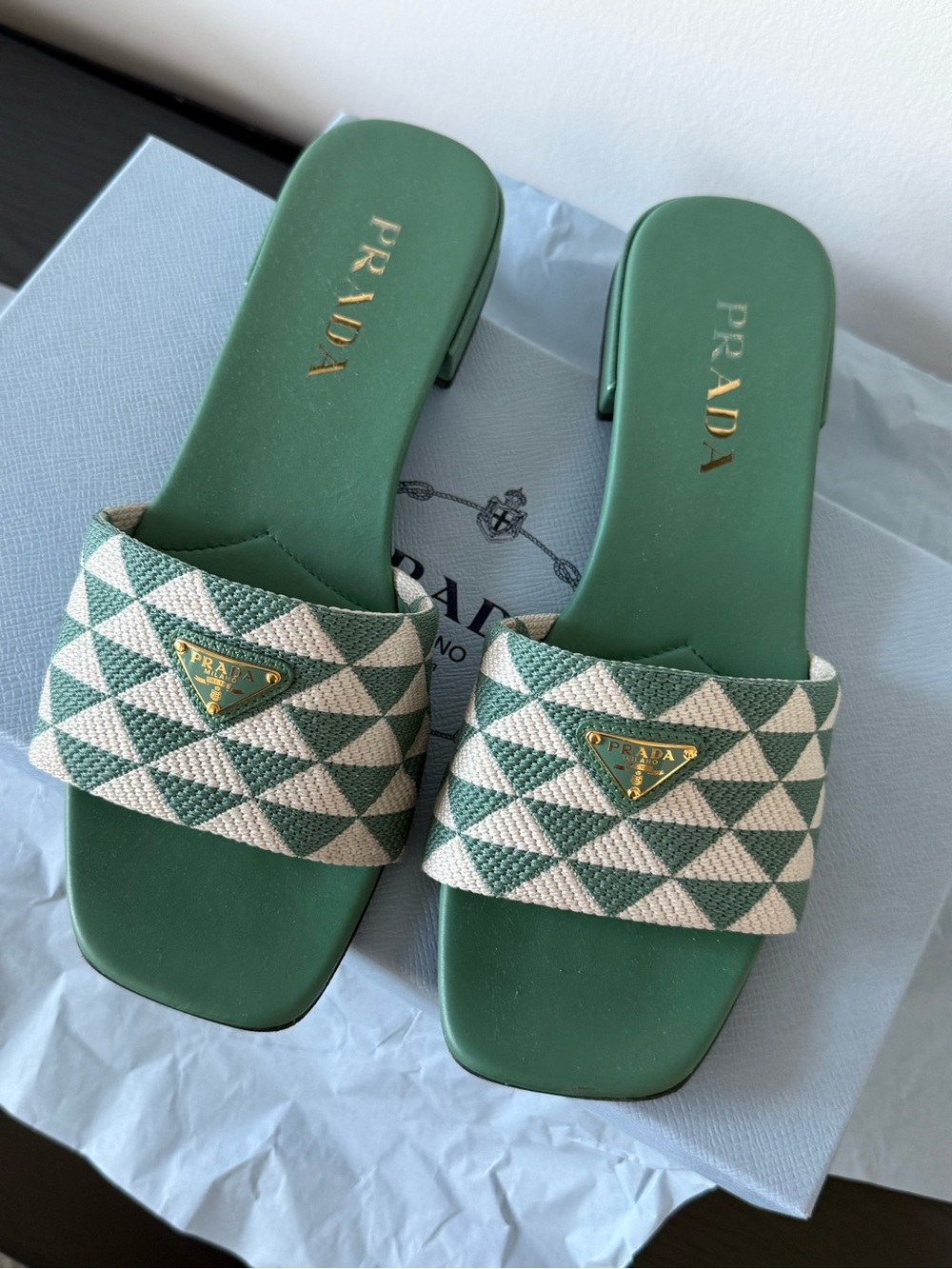 Prada triangle Slide Sandals 39